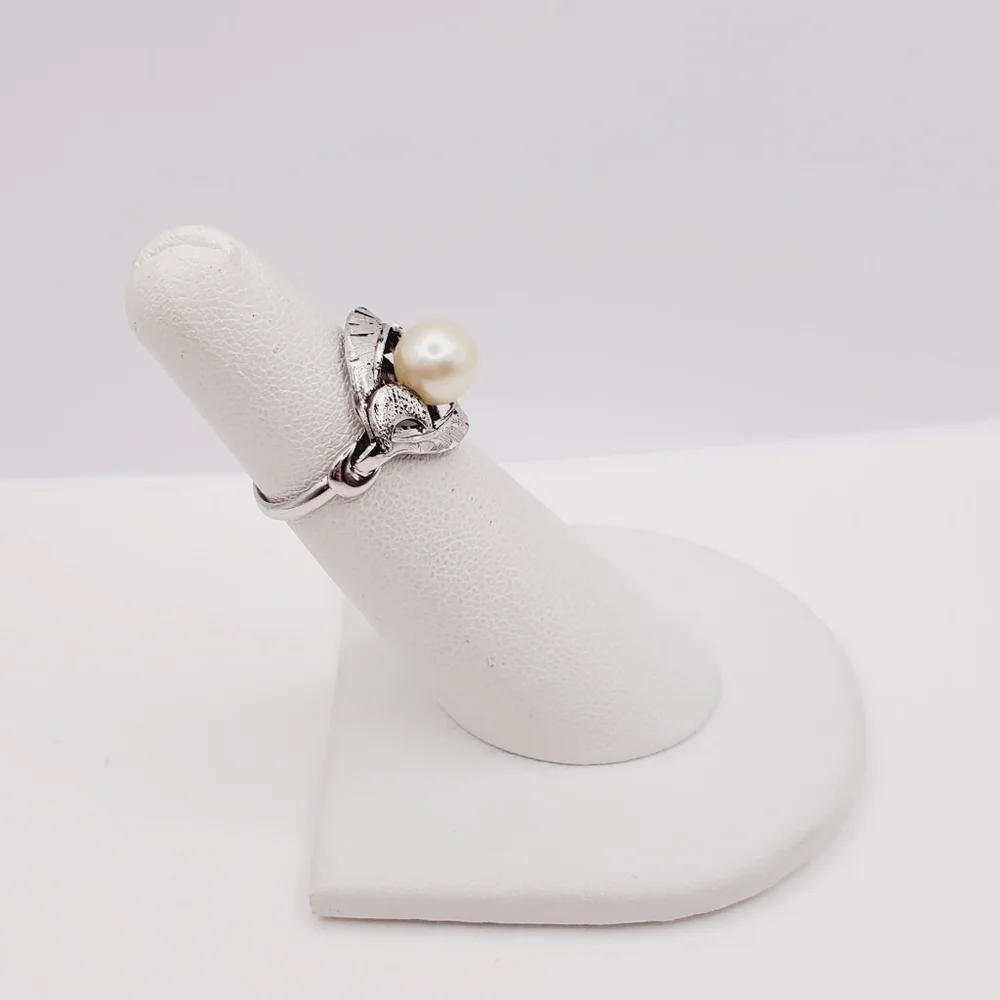 Pearl Ring 925 Sterling Silver Ring Moon Ring Vintage Ring Diamond Cut Ring